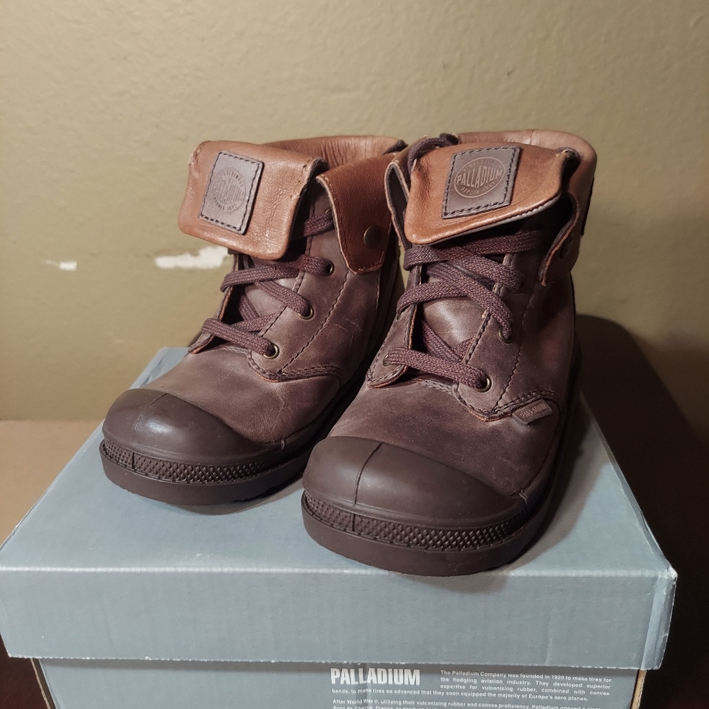 Palladium Baggy Leather Zipper Boots for infants. Brown/ Tan
